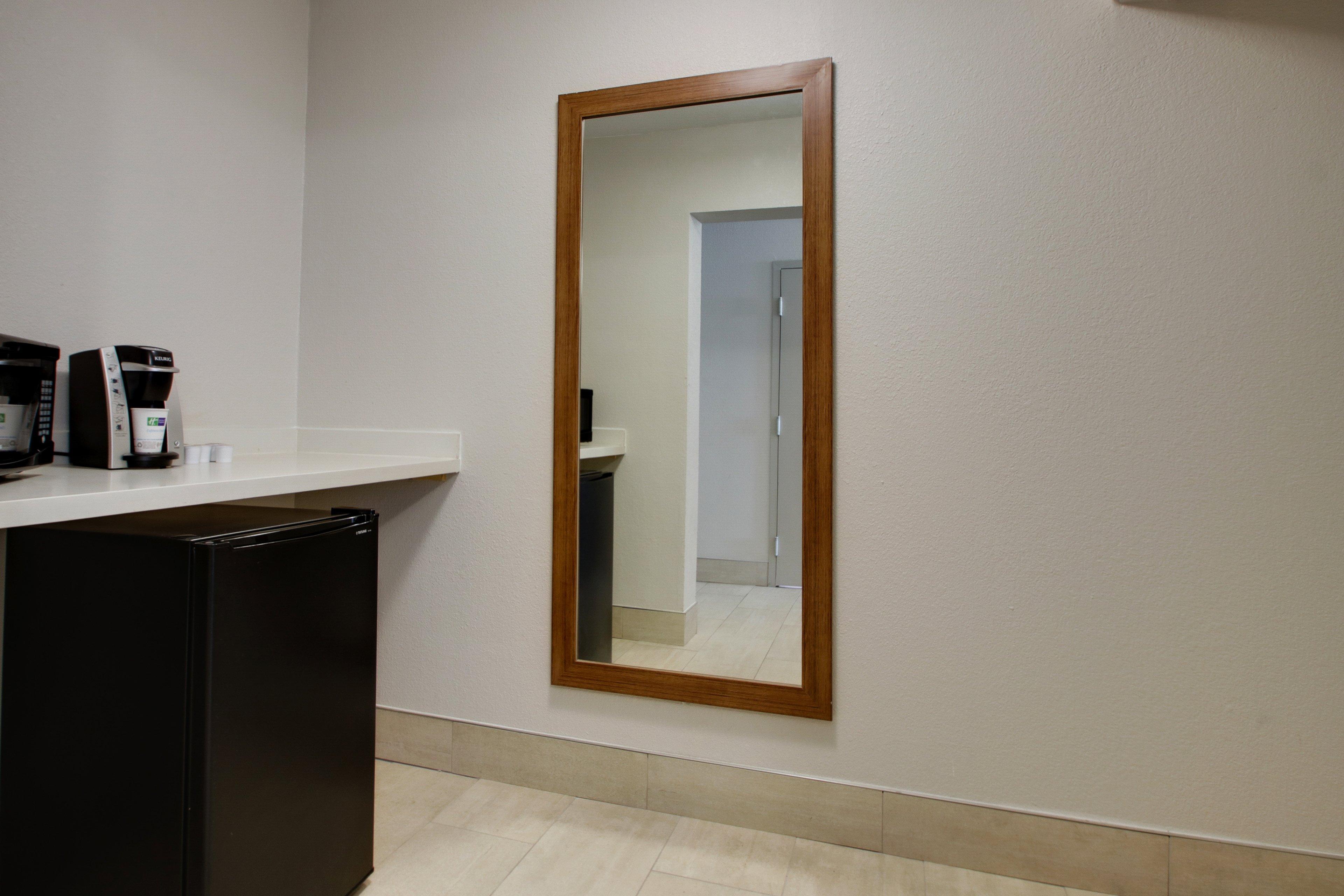 Holiday Inn Express & Suites Wapakoneta By Ihg Bagian luar foto