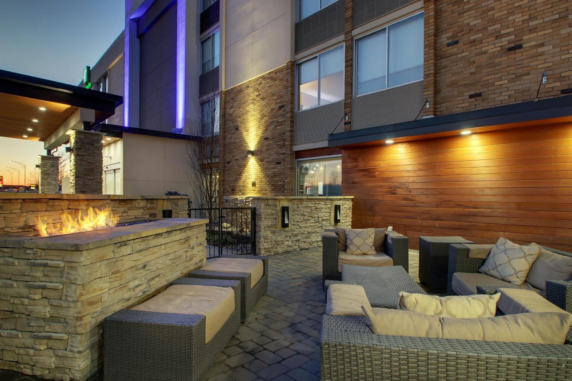 Holiday Inn Express & Suites Wapakoneta By Ihg Bagian luar foto
